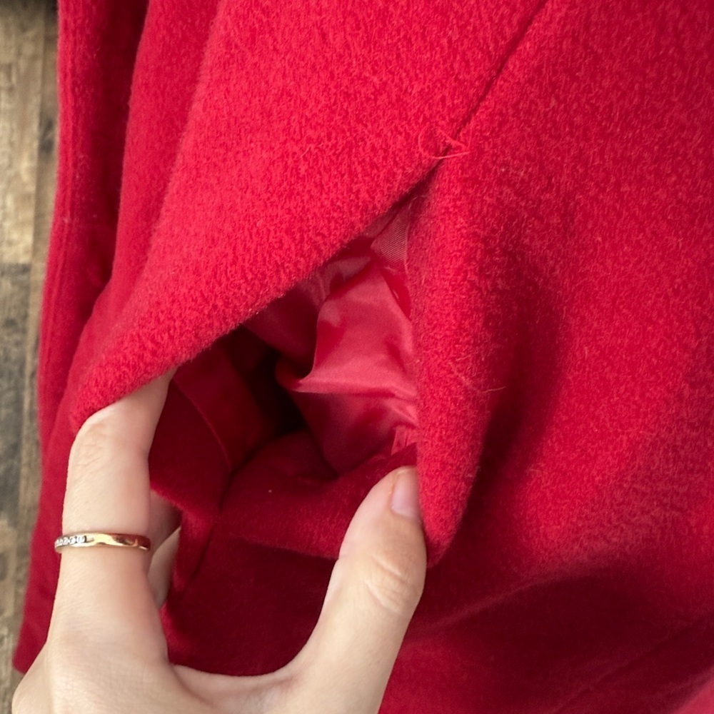 JG Hook 100% Wool Red Coat Black Velvet Inner Hood and Buttons Size 8 - Picture 16 of 16